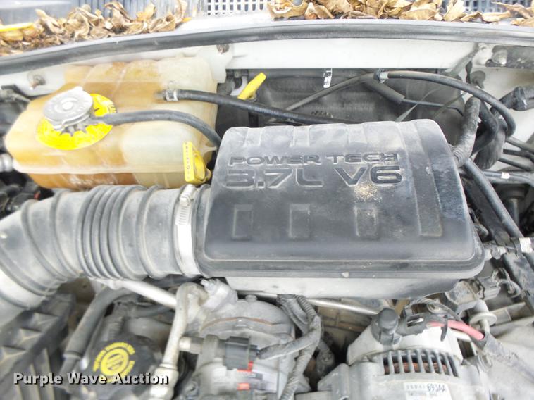 image for item DB1483 2002 Jeep Liberty SUV