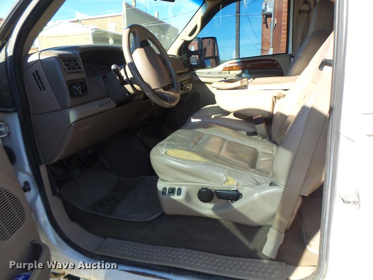 image for item DB1488 2001 Ford F350 Crew Cab pickup truck