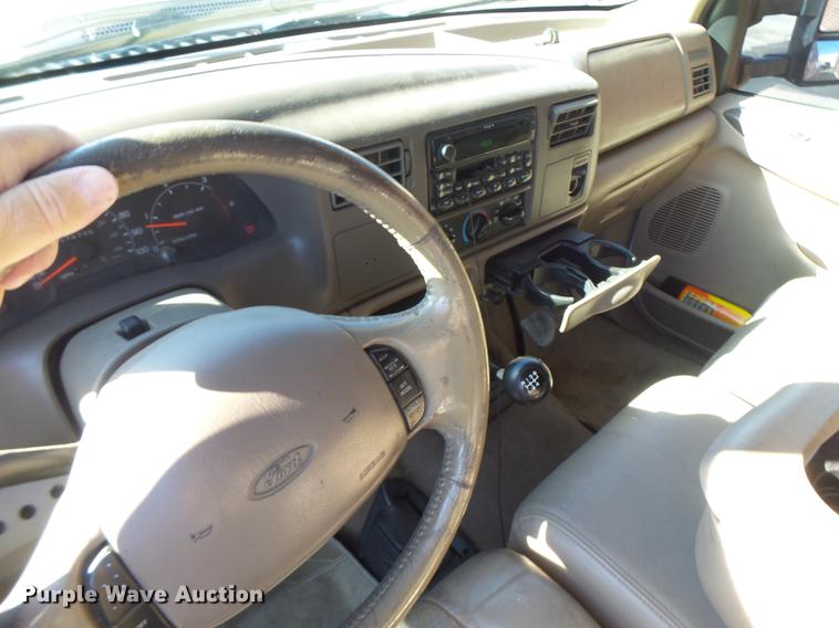 image for item DB1488 2001 Ford F350 Crew Cab pickup truck