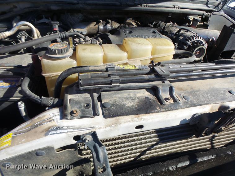 image for item DB1488 2001 Ford F350 Crew Cab pickup truck