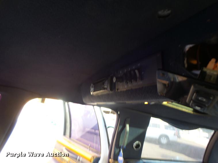 image for item DB1489 1994 Lincoln Town Car limousine