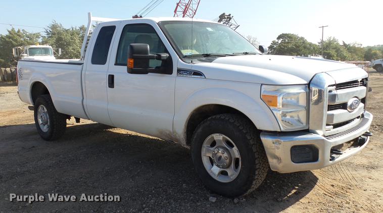 image for item DB4169 2011 Ford F250 Super Duty XLT SuperCab pickup truck