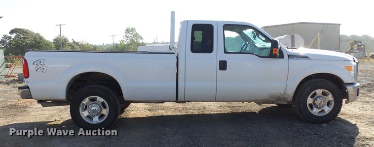image for item DB4169 2011 Ford F250 Super Duty XLT SuperCab pickup truck