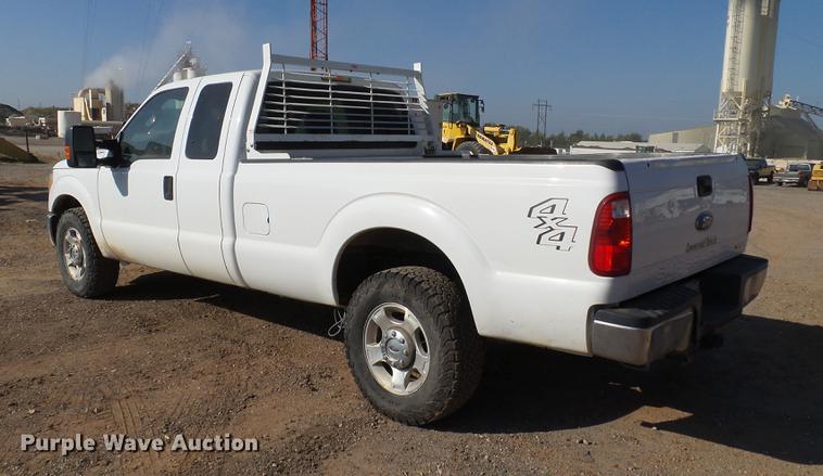 image for item DB4169 2011 Ford F250 Super Duty XLT SuperCab pickup truck