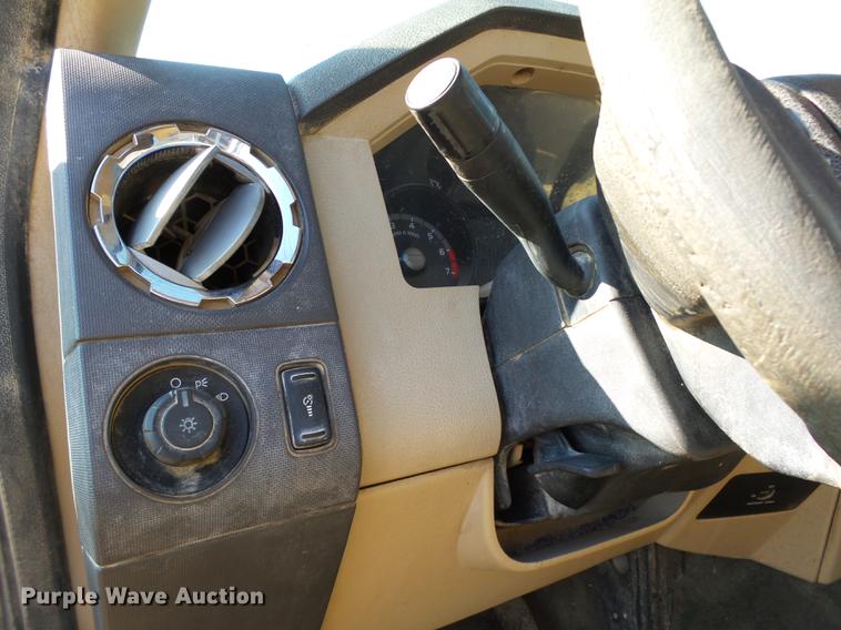 image for item DB4169 2011 Ford F250 Super Duty XLT SuperCab pickup truck