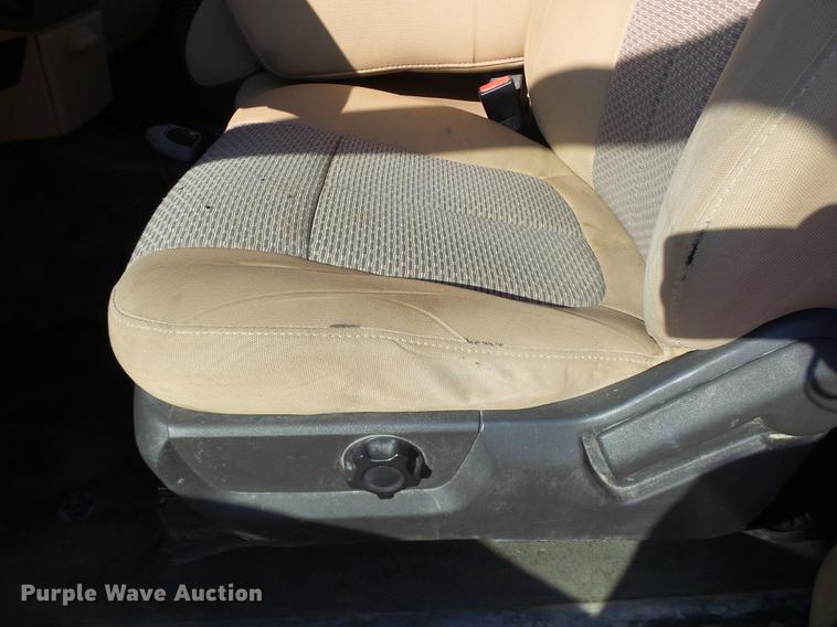 image for item DB4169 2011 Ford F250 Super Duty XLT SuperCab pickup truck