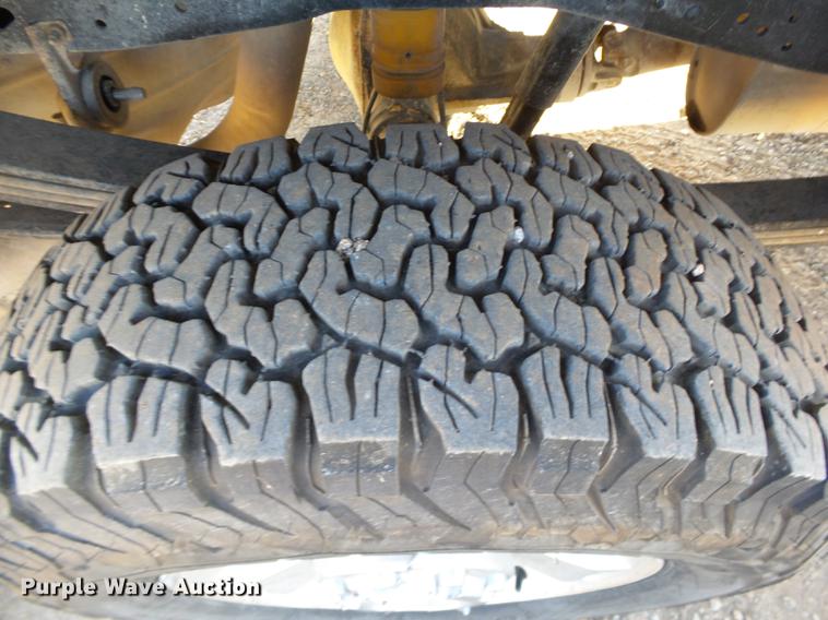 image for item DB4169 2011 Ford F250 Super Duty XLT SuperCab pickup truck