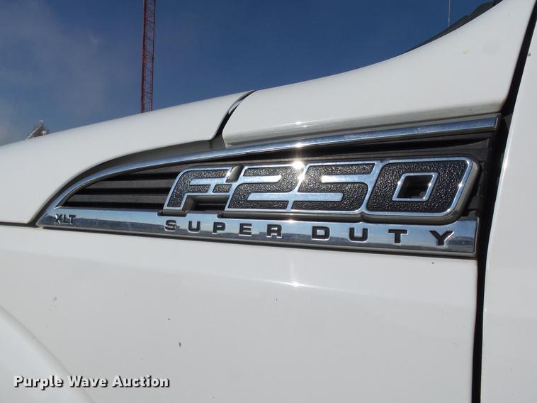 image for item DB4169 2011 Ford F250 Super Duty XLT SuperCab pickup truck