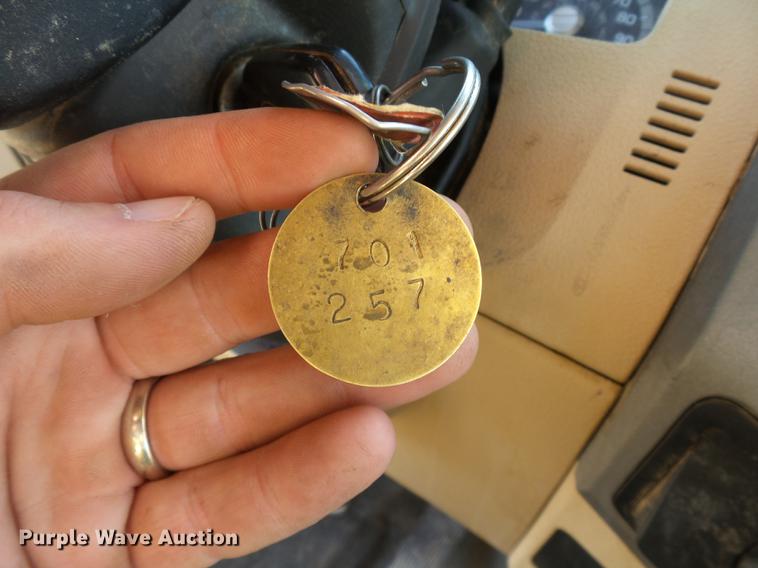 image for item DB4169 2011 Ford F250 Super Duty XLT SuperCab pickup truck