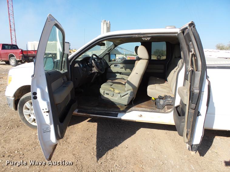 image for item DB4170 2010 Ford F150 XLT SuperCab pickup truck