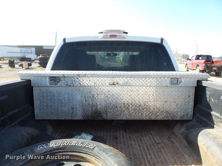 image for item DB4170 2010 Ford F150 XLT SuperCab pickup truck