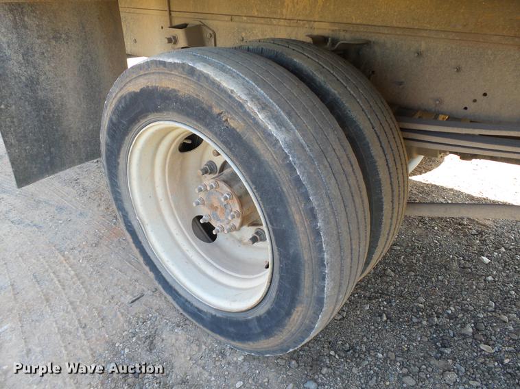 image for item DB4183 2004 Chevrolet C4500 box truck