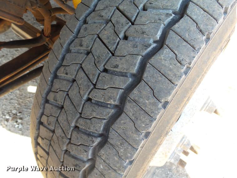 image for item DB4183 2004 Chevrolet C4500 box truck