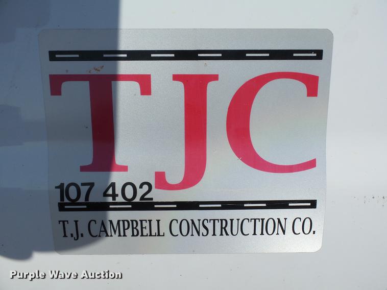 image for item DB4183 2004 Chevrolet C4500 box truck