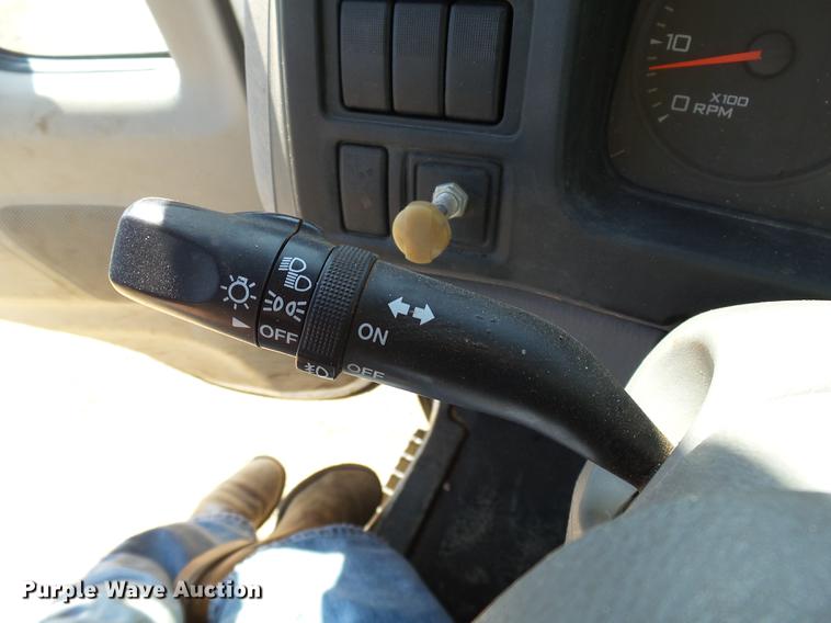 image for item DB4185 2008 Ford LCF box truck