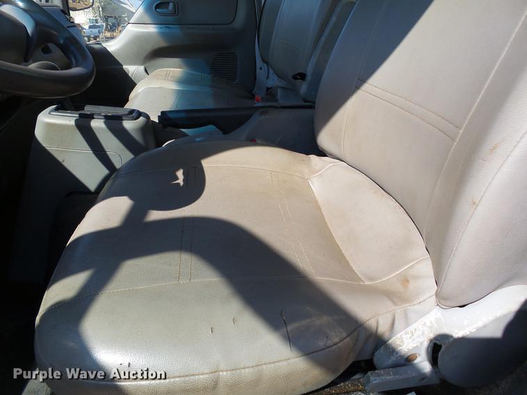 image for item DB4185 2008 Ford LCF box truck