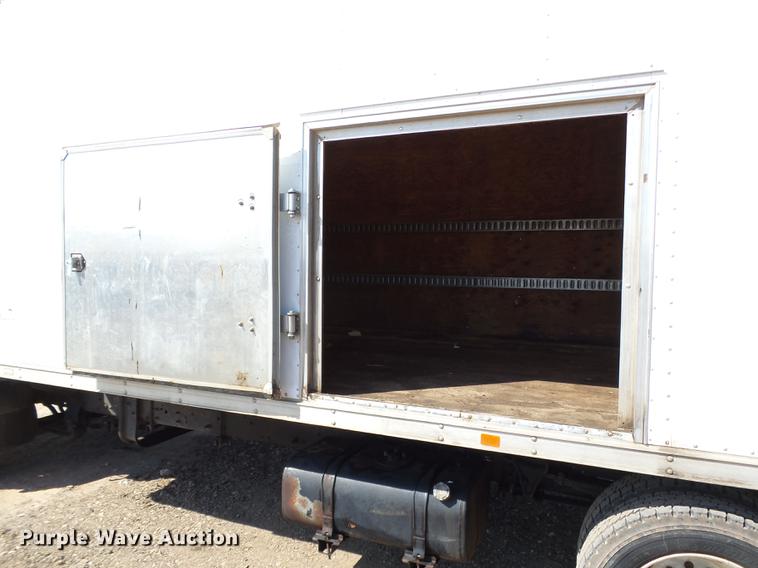 image for item DB4185 2008 Ford LCF box truck