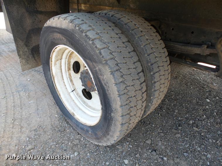 image for item DB4185 2008 Ford LCF box truck