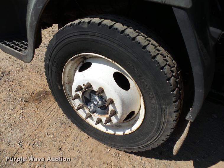 image for item DB4185 2008 Ford LCF box truck