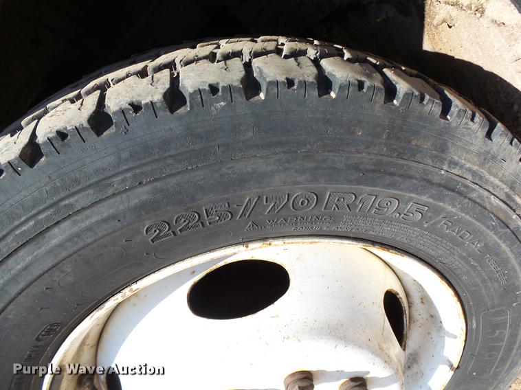 image for item DB4185 2008 Ford LCF box truck