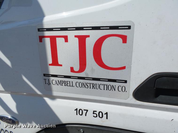 image for item DB4185 2008 Ford LCF box truck