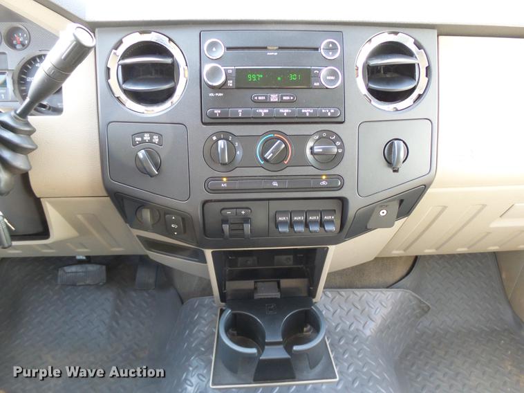 image for item DB4201 2009 Ford F450 Super Duty XLT Crew Cab flatbed truck