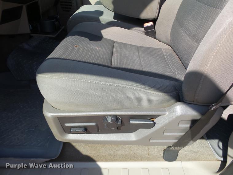 image for item DB4201 2009 Ford F450 Super Duty XLT Crew Cab flatbed truck