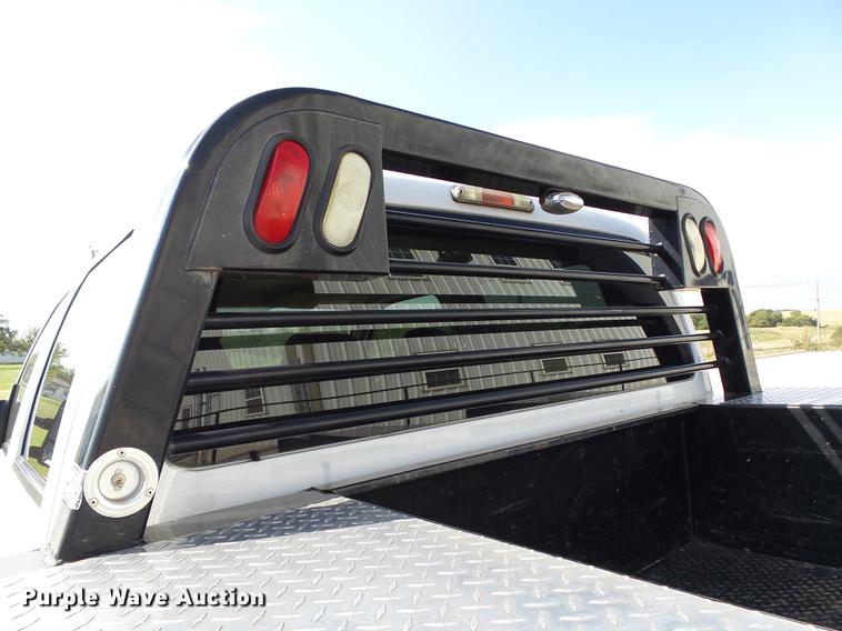 image for item DB4201 2009 Ford F450 Super Duty XLT Crew Cab flatbed truck