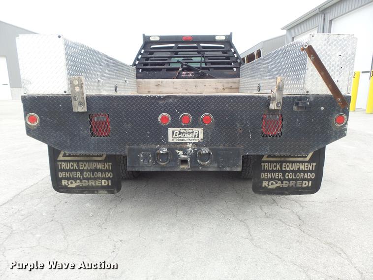 image for item DB6417 2009 Chevrolet Silverado 3500HD flatbed pickup truck