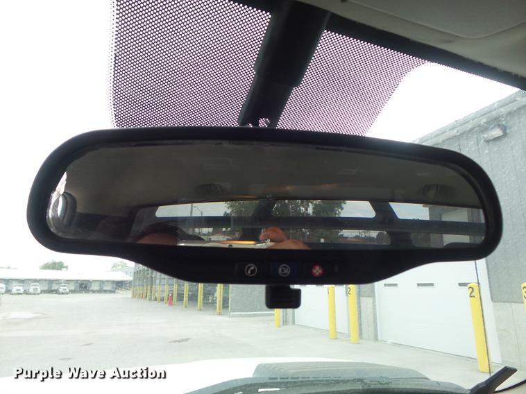 image for item DB6417 2009 Chevrolet Silverado 3500HD flatbed pickup truck