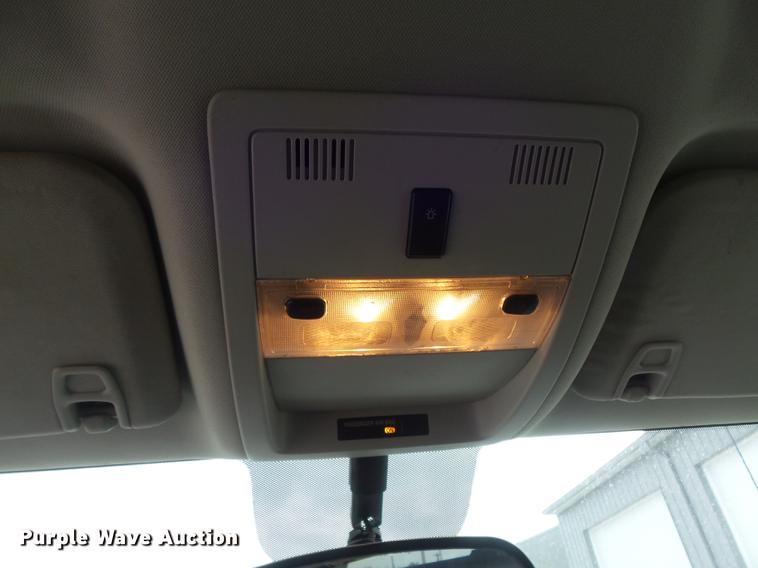 image for item DB6417 2009 Chevrolet Silverado 3500HD flatbed pickup truck