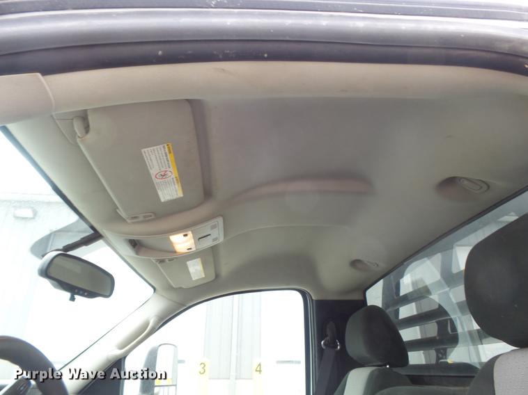 image for item DB6417 2009 Chevrolet Silverado 3500HD flatbed pickup truck