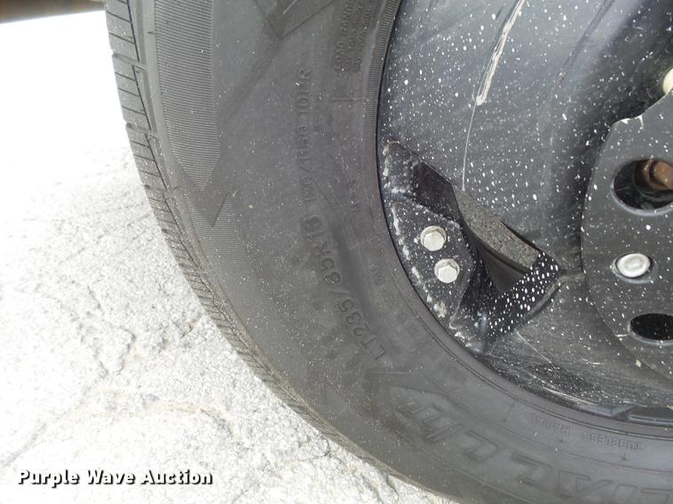 image for item DB6417 2009 Chevrolet Silverado 3500HD flatbed pickup truck