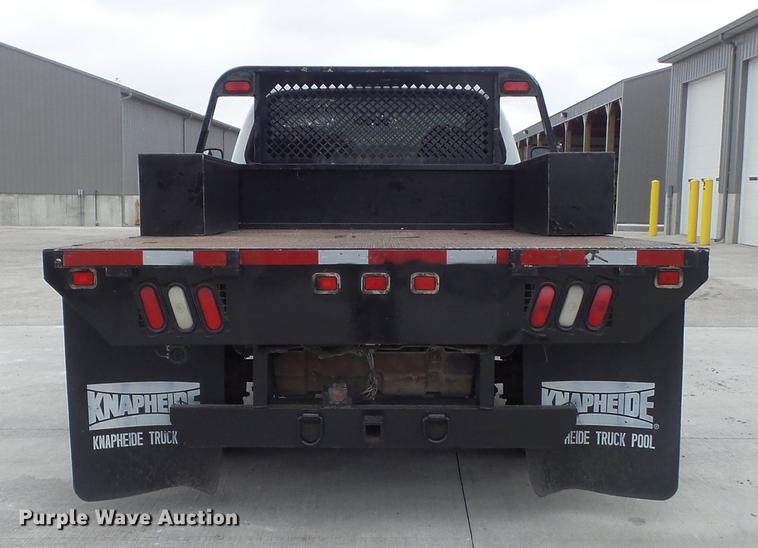 image for item DB6418 2006 Ford F450 Super Duty XL flatbed truck