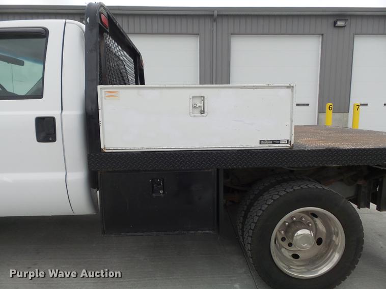 image for item DB6418 2006 Ford F450 Super Duty XL flatbed truck