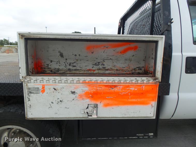 image for item DB6418 2006 Ford F450 Super Duty XL flatbed truck