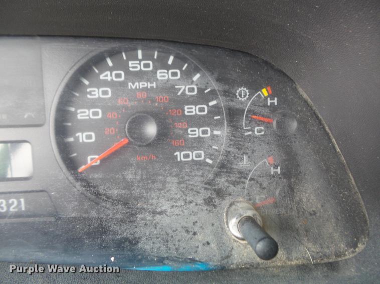 image for item DB6418 2006 Ford F450 Super Duty XL flatbed truck