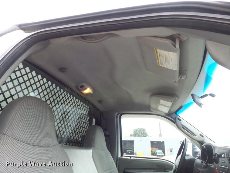 image for item DB6418 2006 Ford F450 Super Duty XL flatbed truck