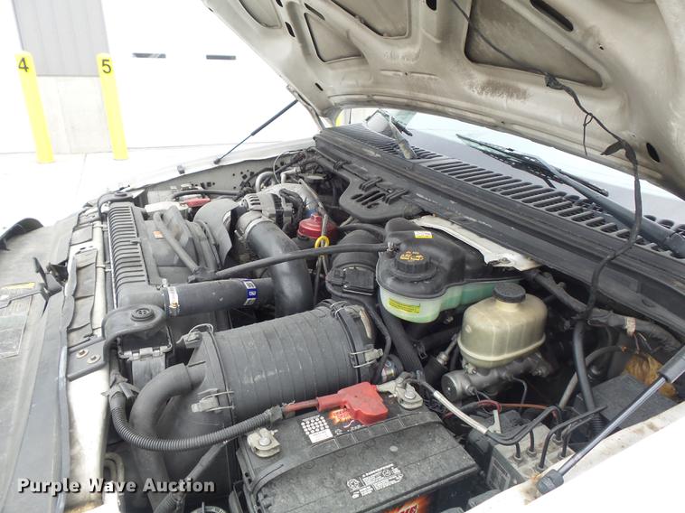 image for item DB6418 2006 Ford F450 Super Duty XL flatbed truck