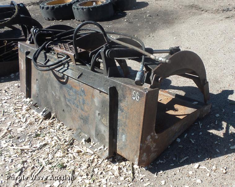 image for item DB8135 Grapple bucket