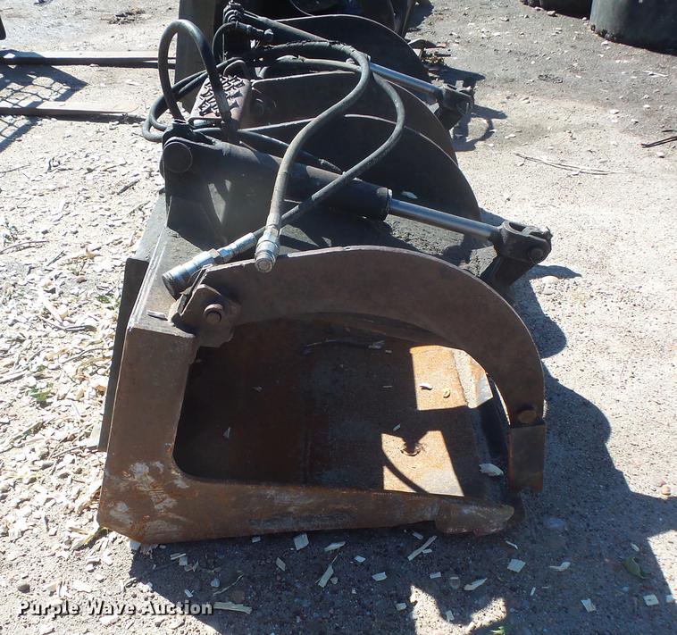 image for item DB8135 Grapple bucket
