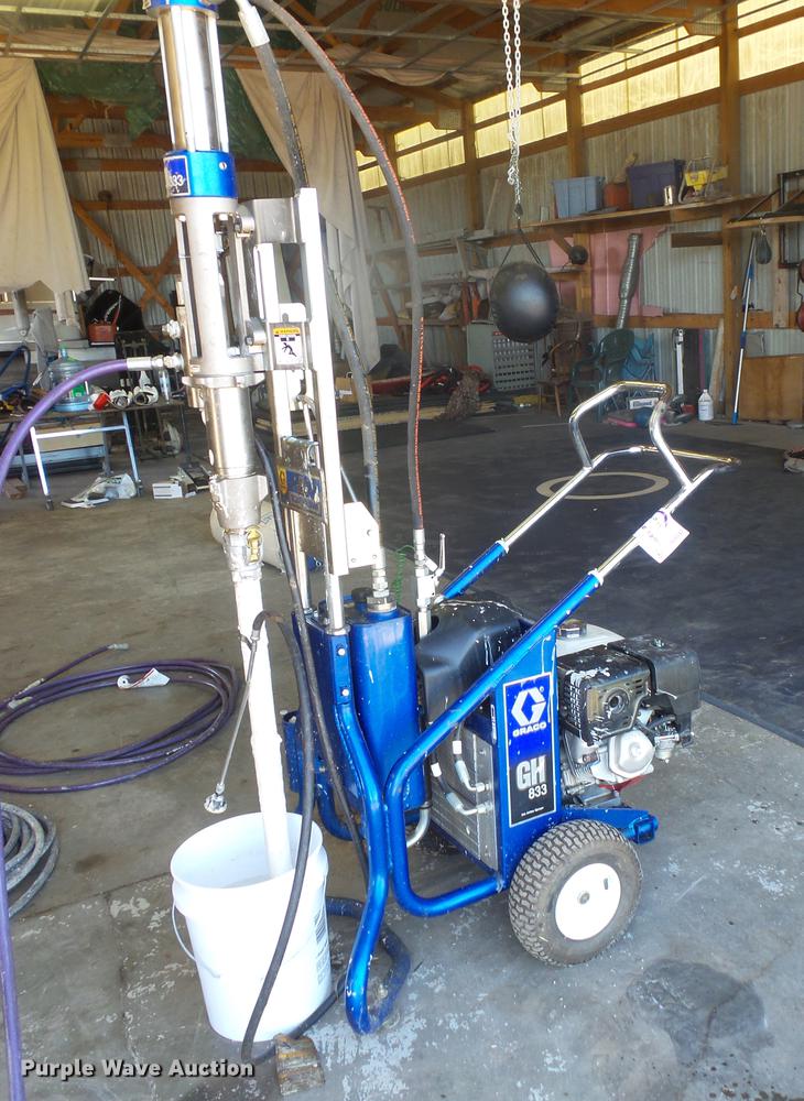 image for item DB8142 Graco GH833 airless paint sprayer