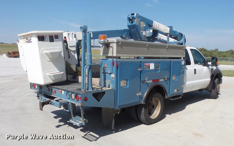 image for item DB8147 2009 Ford F550 Super Duty SuperCab bucket truck