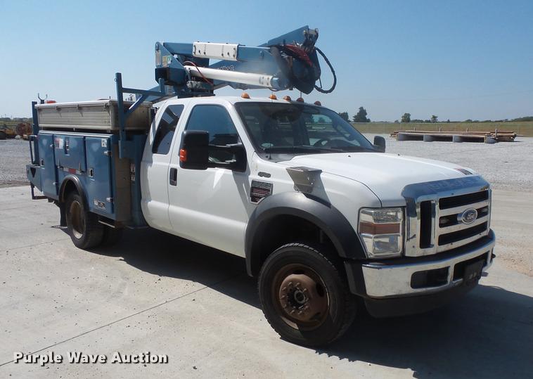 image for item DB8147 2009 Ford F550 Super Duty SuperCab bucket truck