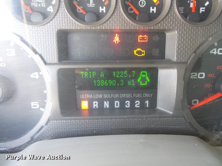 image for item DB8147 2009 Ford F550 Super Duty SuperCab bucket truck