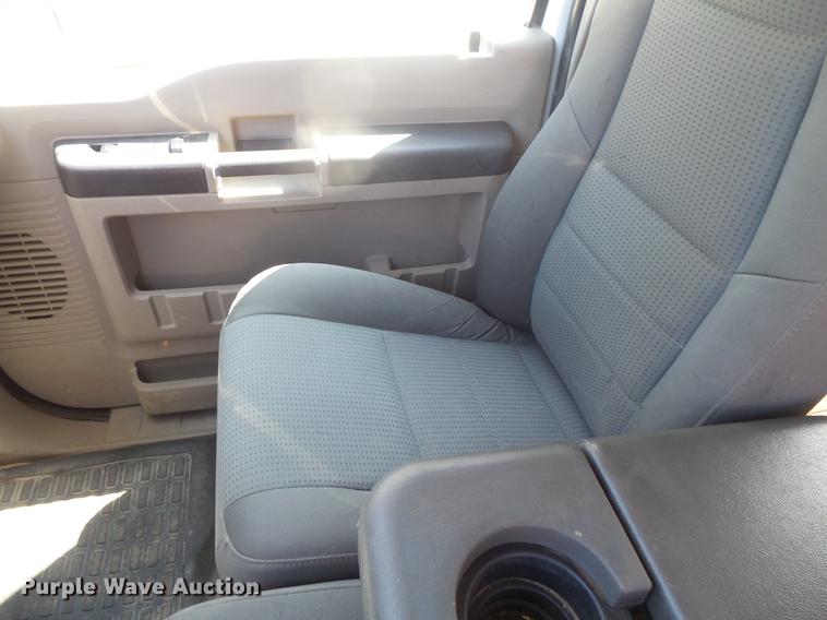 image for item DB8147 2009 Ford F550 Super Duty SuperCab bucket truck