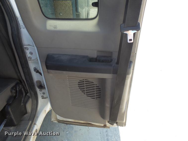 image for item DB8147 2009 Ford F550 Super Duty SuperCab bucket truck