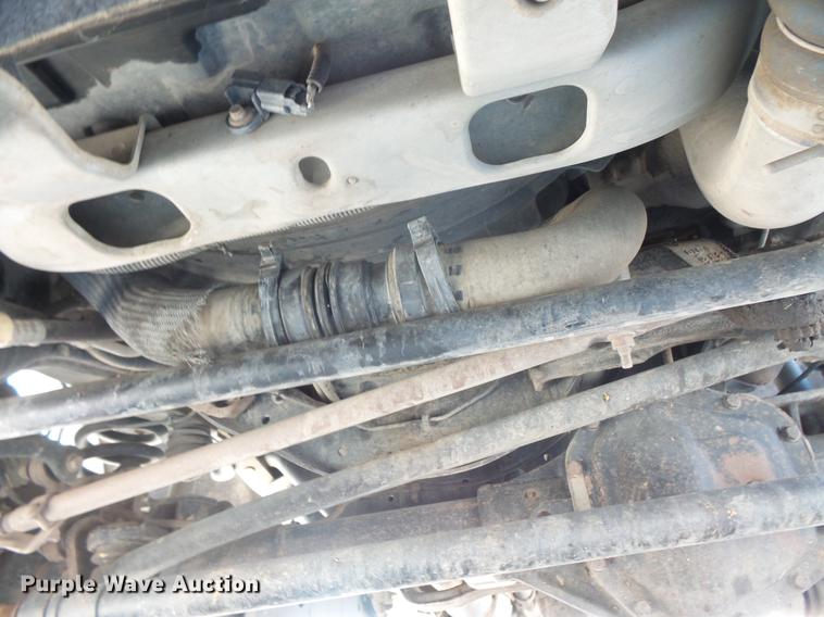 image for item DB8147 2009 Ford F550 Super Duty SuperCab bucket truck