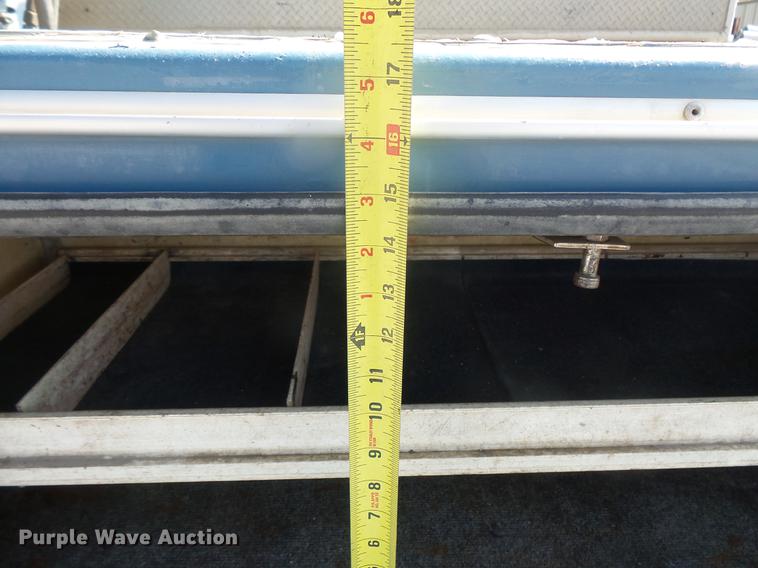 image for item DB8147 2009 Ford F550 Super Duty SuperCab bucket truck