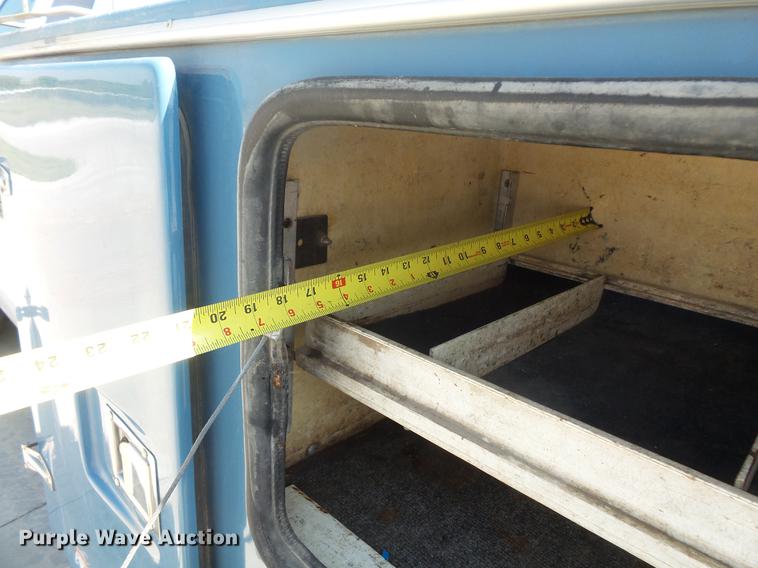 image for item DB8147 2009 Ford F550 Super Duty SuperCab bucket truck